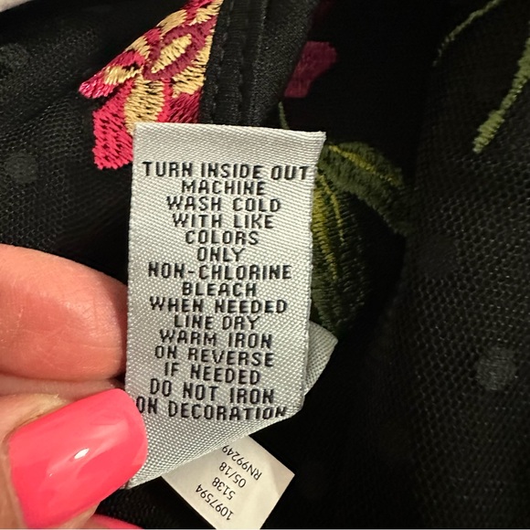 Catherines Black embroidered lace overlay Floral Maxi Dress 3x - Picture 8 of 8